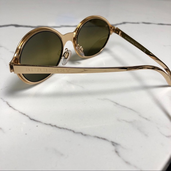 BURBERRY Vintage Gold Frame Oval Sunglasses - Picture 3 of 8